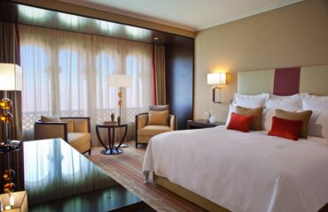 ambassador-suite-bedroom